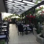 Отель Afrodita 2*